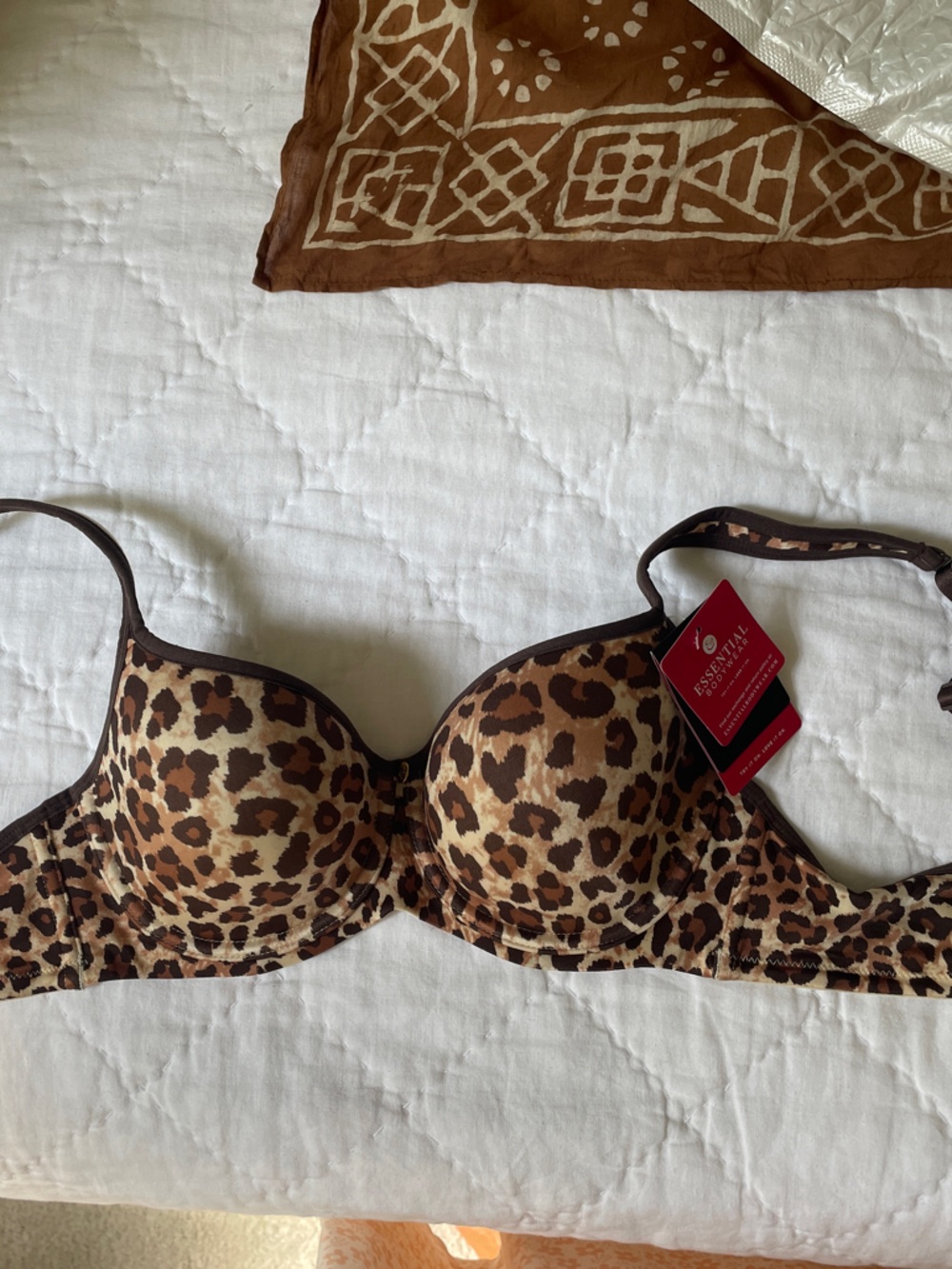 Essential Bodywear Abbie braLeopard Print Underwire T-Shirt Bra - Brown Leopard